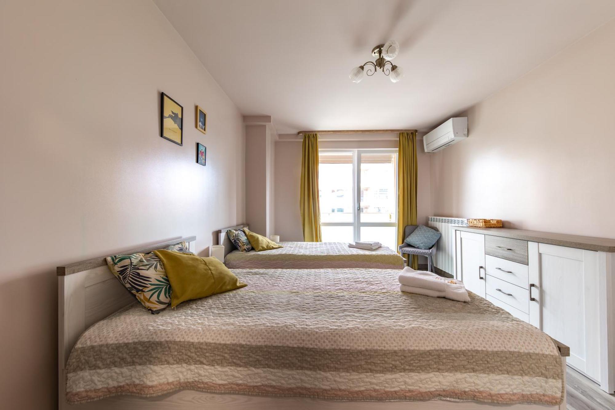Happy Town Apartments Велико-Тырново Экстерьер фото