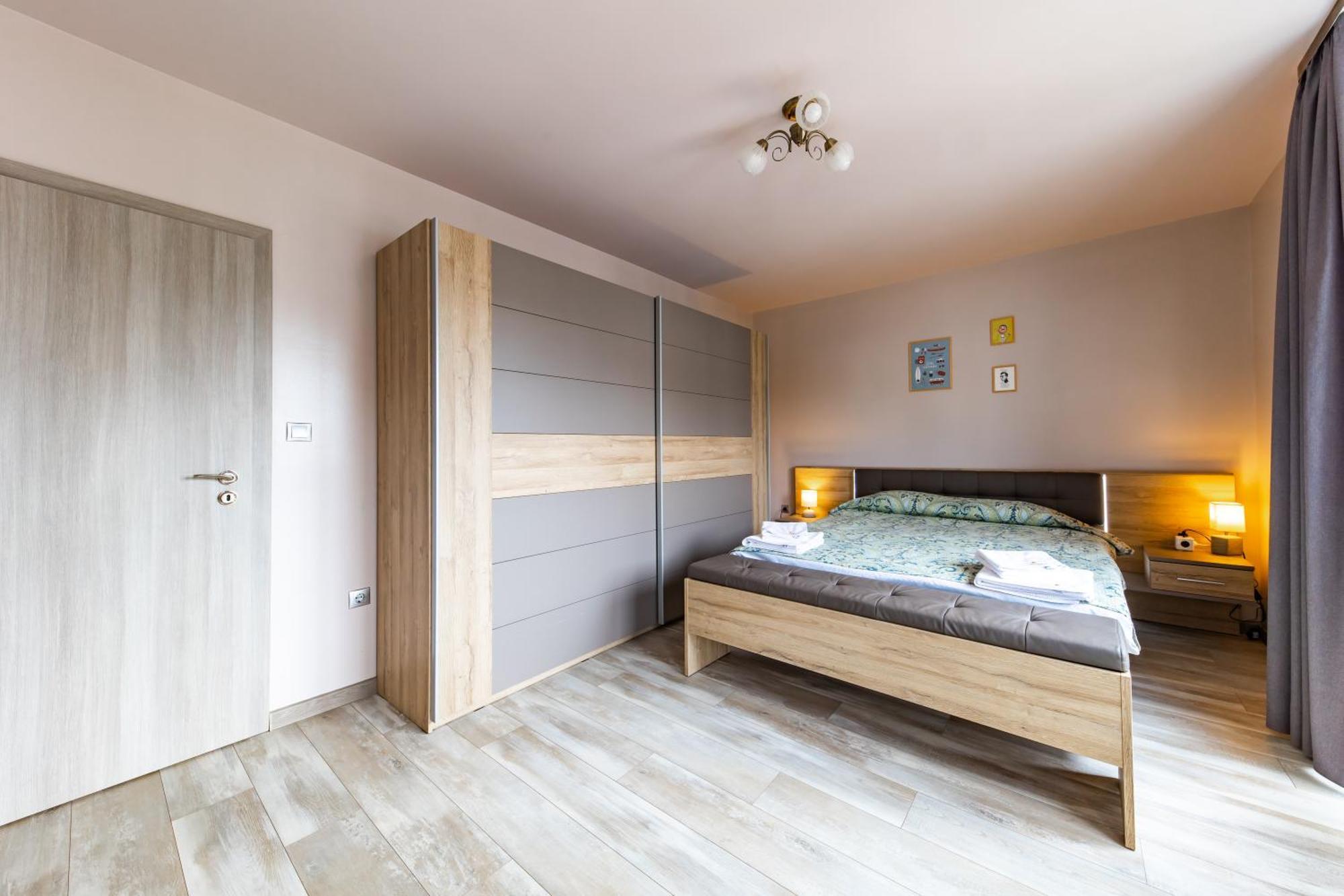 Happy Town Apartments Велико-Тырново Экстерьер фото